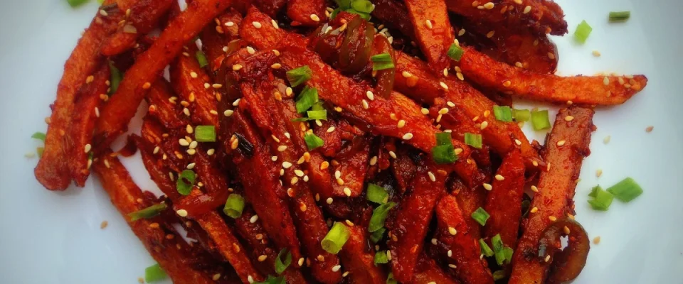 Chinese Wok Launches Schezwan Fries with New Marketing Campaign